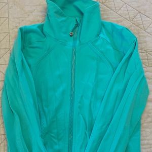 Lululemon, size 6, turquoise zip up jacket